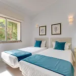 빌라 Sunrise By Delilah Collection *